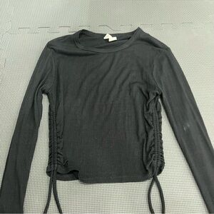 Women's Black Long Sleeve Top